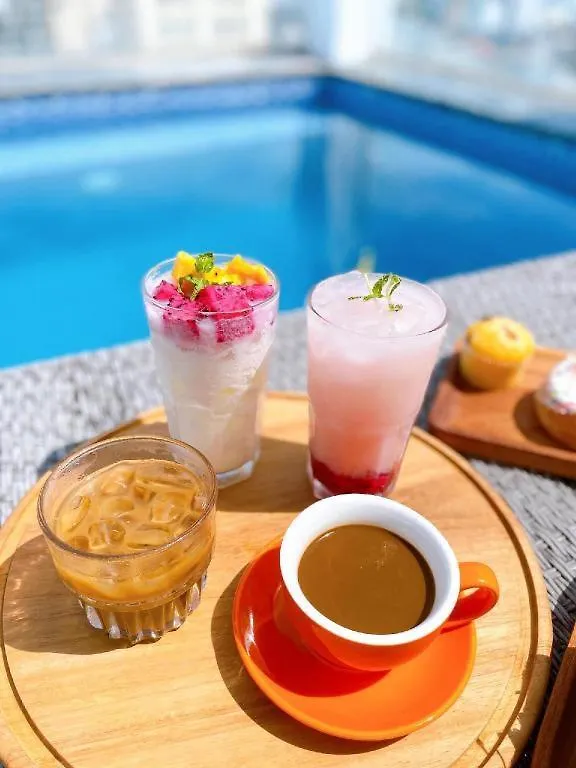 Bella Merry Hotel Da Nang 4*,
